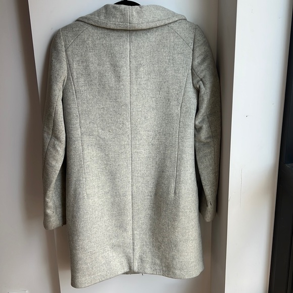 COPY - Aritzia Cocoon coat - Picture 5 of 5